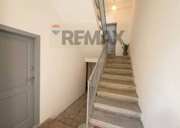 Scale - Three-room apartment via Roberto Duca
 
8, Cittaducale - photo 14