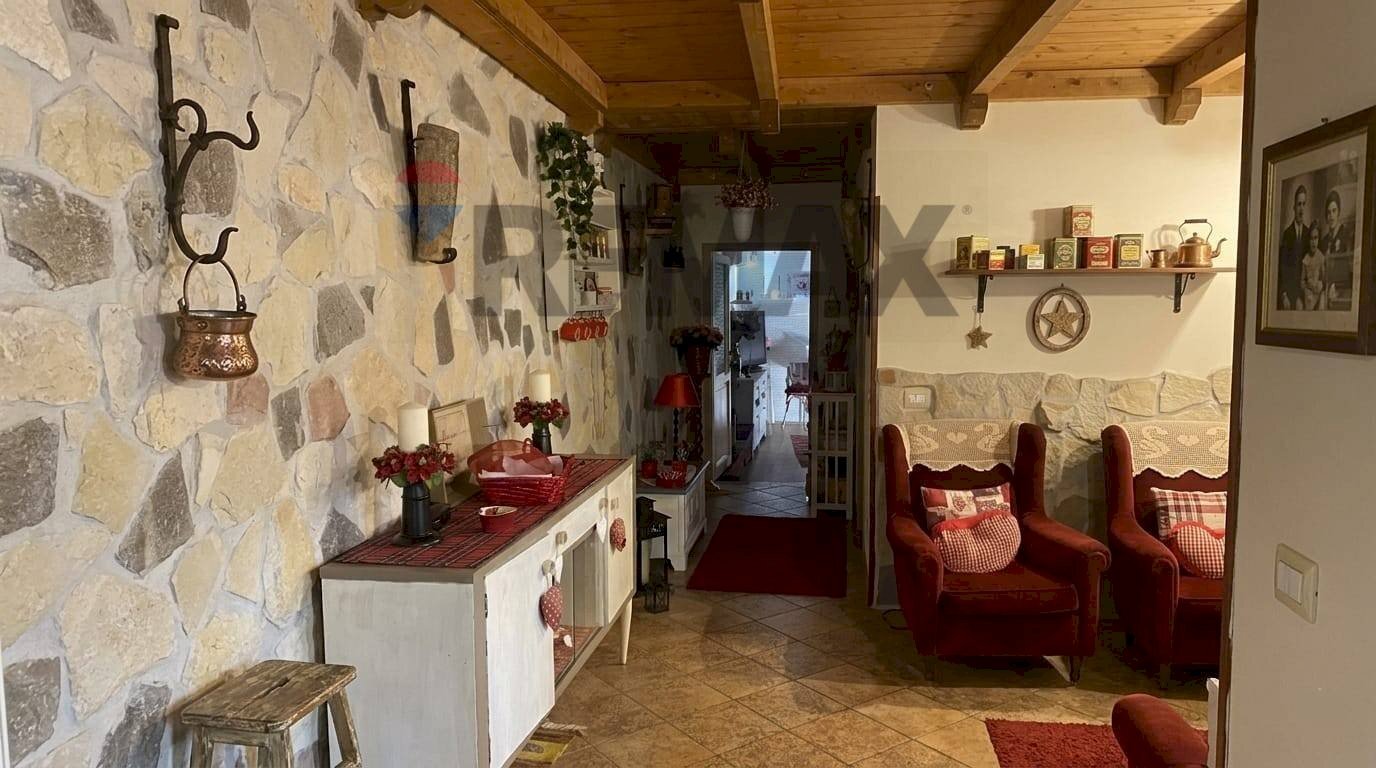 Cucina - Semi-detached house via Solalizio
62, Vignanello - photo 3
