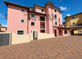 Edificio all\'aperto - Bilocale strada per lazzaretto
 
2, Muggia - foto 15