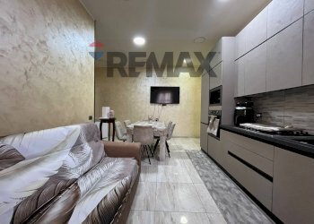 Cucina - Trilocale via Foria
258, Napoli - foto 3