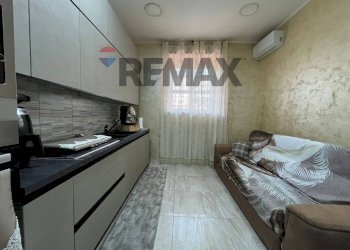 Cucina - Trilocale via Foria
258, Napoli - foto 4