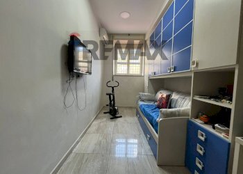 Camera / camera da letto - Trilocale via Foria
258, Napoli - foto 11