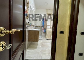Bagno - Trilocale via Foria
258, Napoli - foto 17