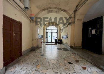 Ricezione / Lobby - Trilocale via Foria
258, Napoli - foto 21