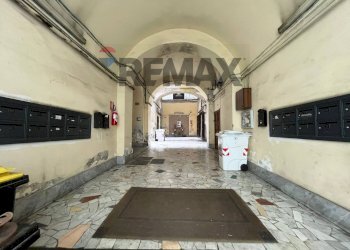 Ricezione / Lobby - Trilocale via Foria
258, Napoli - foto 22