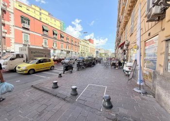 Edificio all\'aperto - Trilocale Via Giordano Bruno
 
163, Napoli - foto 2