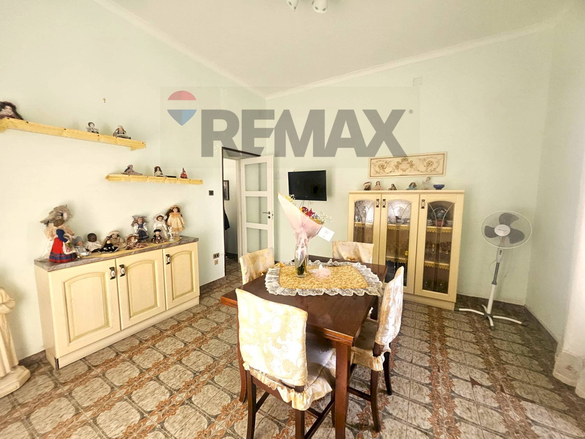 Sala da pranzo - Four-room apartment Corso Europa
 
3, Marano di Napoli - photo 1