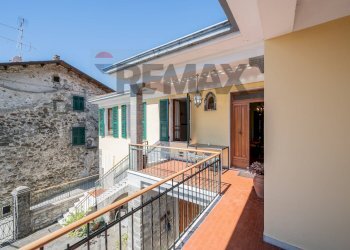Balcone - Semi-detached house Nezzana
 
SNC, Bagnone - photo 35