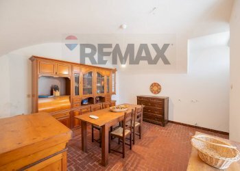 Sala da pranzo - Semi-detached house Nezzana
 
SNC, Bagnone - photo 43