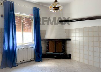 Stanza vuota - Four-room apartment Via Starze
 
1, Montaquila - photo 14