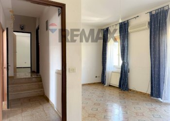Hall / corridoio - Four-room apartment Via Starze
 
1, Montaquila - photo 30