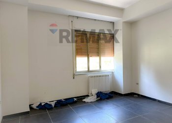 Stanza vuota - Four-room apartment Via Starze
 
1, Montaquila - photo 50