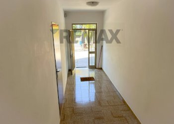 Hall / corridoio - Four-room apartment Via Starze
 
1, Montaquila - photo 59