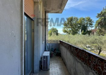 Balcone - Four-room apartment Via Starze
 
1, Montaquila - photo 65