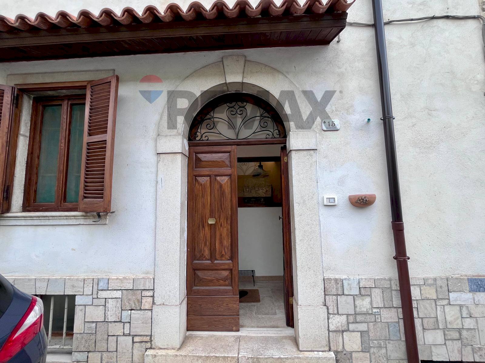 Edificio all\'aperto - Casa indipendente Via della Vittoria
 
15, Civitella Alfedena - foto 1