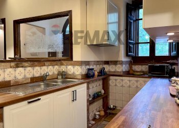 Cucina - Casa indipendente Via della Vittoria
 
15, Civitella Alfedena - foto 21