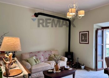 Soggiorno - Casa indipendente Via della Vittoria
 
15, Civitella Alfedena - foto 27