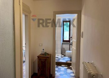 Hall / corridoio - Casa indipendente Via della Vittoria
 
15, Civitella Alfedena - foto 43