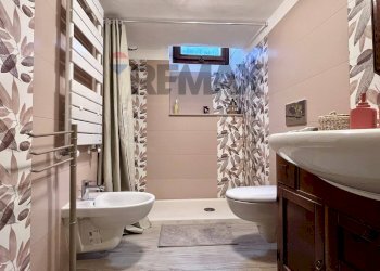 Bagno - Casa indipendente Via della Vittoria
 
15, Civitella Alfedena - foto 99