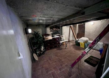 Dispensa di stoccaggio - Casa indipendente Via della Vittoria
 
15, Civitella Alfedena - foto 117