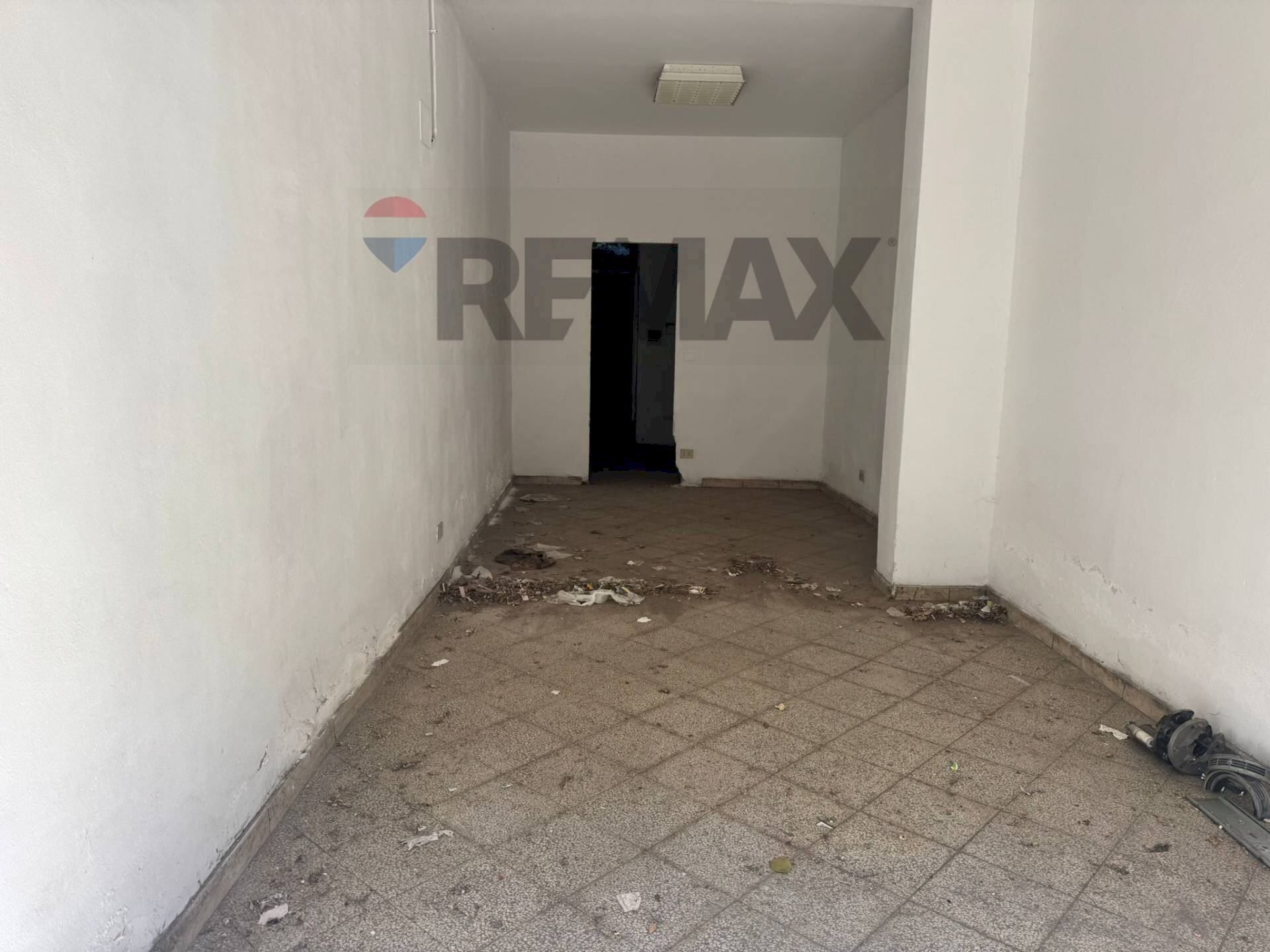 Stanza vuota - Magazzino Via D'ossuna
9, Palermo - foto 3