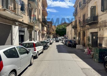 Edificio all\'aperto - Magazzino Via D'ossuna
 
9, Palermo - foto 2