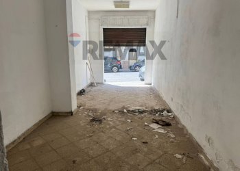 Stanza vuota - Magazzino Via D'ossuna
 
9, Palermo - foto 7