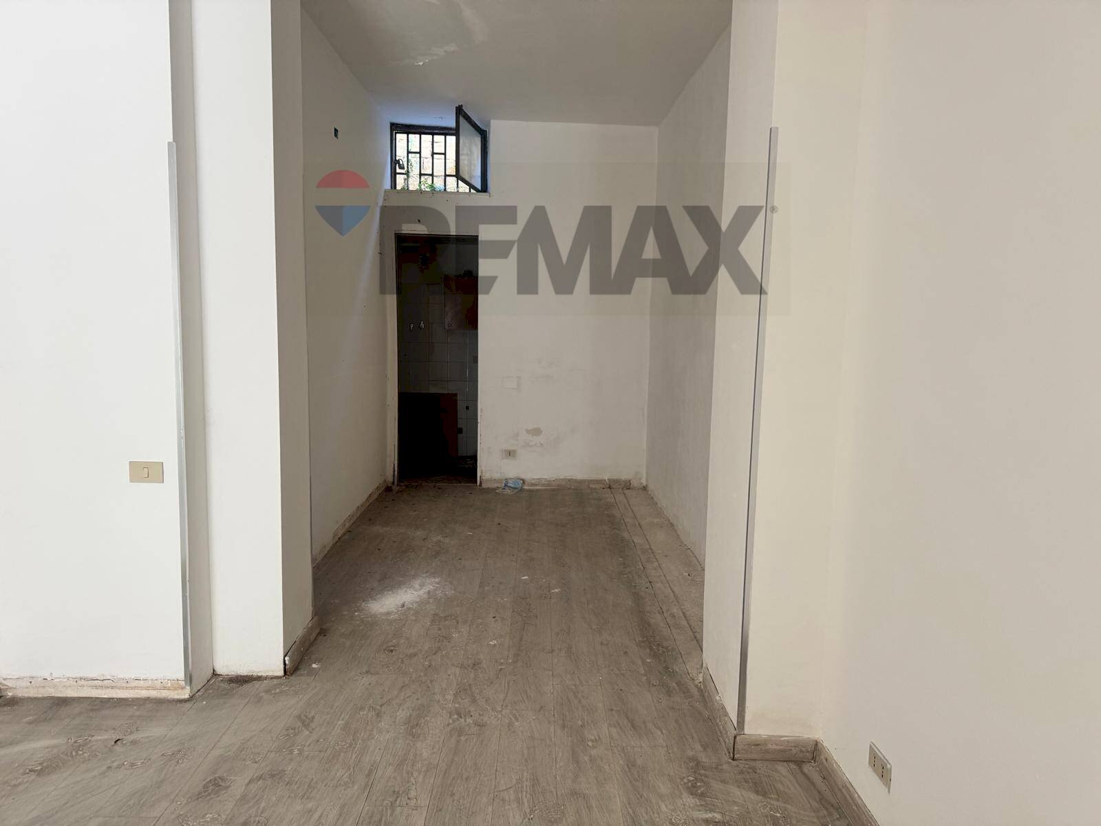 Stanza vuota - Magazzino Via D'ossuna
7/A, Palermo - foto 2