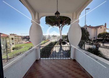 Foto 6 - Villa Via Per Pineland
 
2, Borghetto Santo Spirito - foto 6