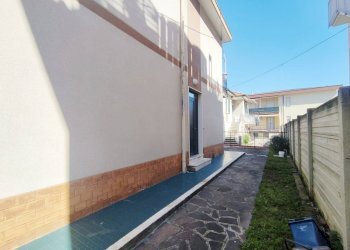 Foto 5 - Villa Via Tagliamento
 
9, Loano - photo 5