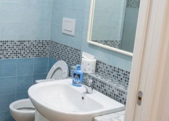 Bagno - Bilocale Via Monte Cervialto
82, Roma - foto 13
