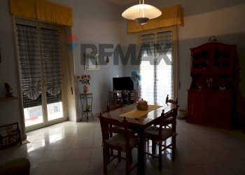 Sala da pranzo - Appartamento via Carducci
 
72, Ragusa - foto 17