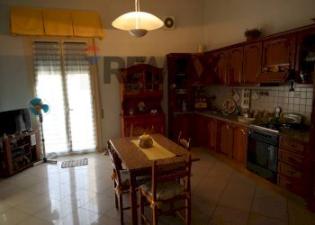 Cucina - Appartamento via Carducci
 
72, Ragusa - foto 19