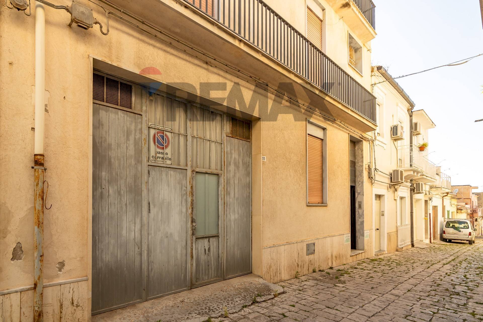 Edificio all\'aperto - Casa indipendente Via Pacini
 
13, Comiso - foto 1