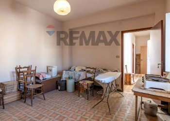 Sala da pranzo - Casa indipendente Via Pacini
 
13, Comiso - foto 2