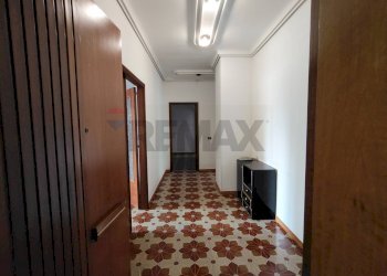 Hall / corridoio - Apartment Ragusa - photo 1