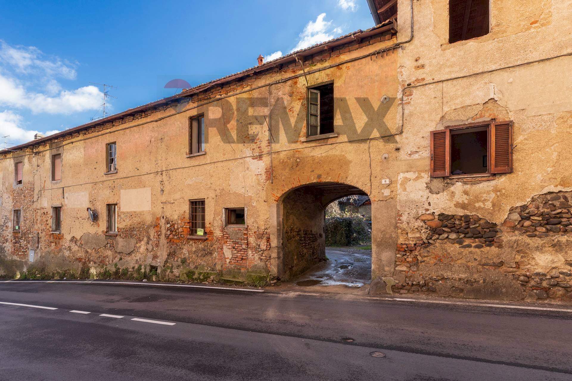 Casa all\'aperto - Rustic Via XX Settembre
 
6, Cairate - photo 1