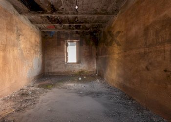 Parcheggio - Rustic Via XX Settembre
 
6, Cairate - photo 2