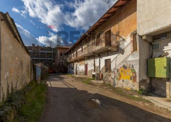 Edificio all\'aperto - Rustic Via XX Settembre
 
6, Cairate - photo 5