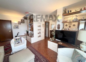Soggiorno - Attico Via Toscana
14, Lacchiarella - foto 4