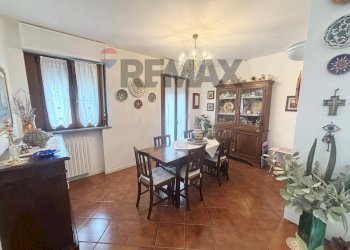 Sala da pranzo - Attico Via Toscana
14, Lacchiarella - foto 10