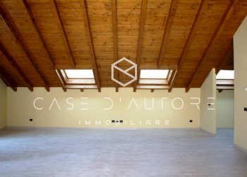 Foto 28 - Four-room apartment via san francesco d'assisi
 
22, Varese - photo 20