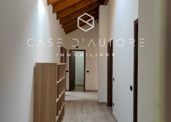 Foto 29 - Four-room apartment via san francesco d'assisi
 
22, Varese - photo 21