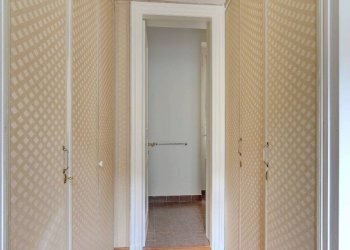 Camera da letto - Bilocale via in Arcione, 88, Roma (zona Centro Storico) - foto 15