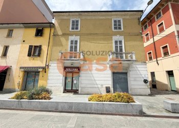 Foto 1 - Stabile - Palazzo Piazza Paolo Araldi, Rivergaro - foto 1