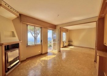Salone - Three-room apartment Località Camposoprano, Moneglia - photo 3