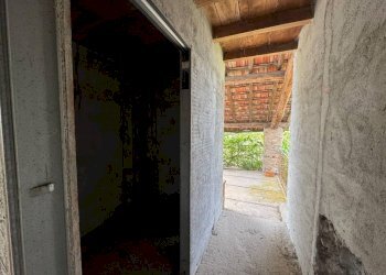Stanza non arredata - Rustico via Barech, Angera - foto 29