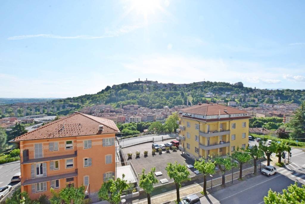 Vista - Quadrilocale corso Italia, 40, Mondovì - foto 2