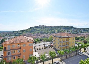 Vista - Quadrilocale corso Italia, 40, Mondovì - foto 2