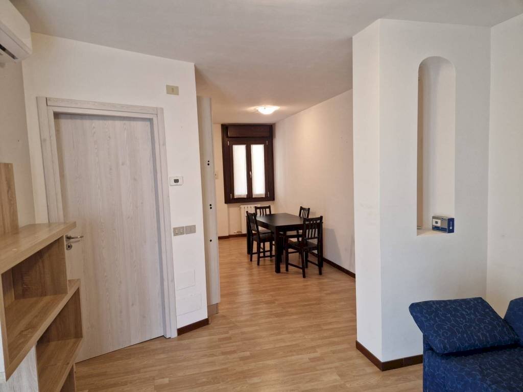 Salone - Two-room apartment via Tiziano Vecellio, 14, Azzate - photo 2